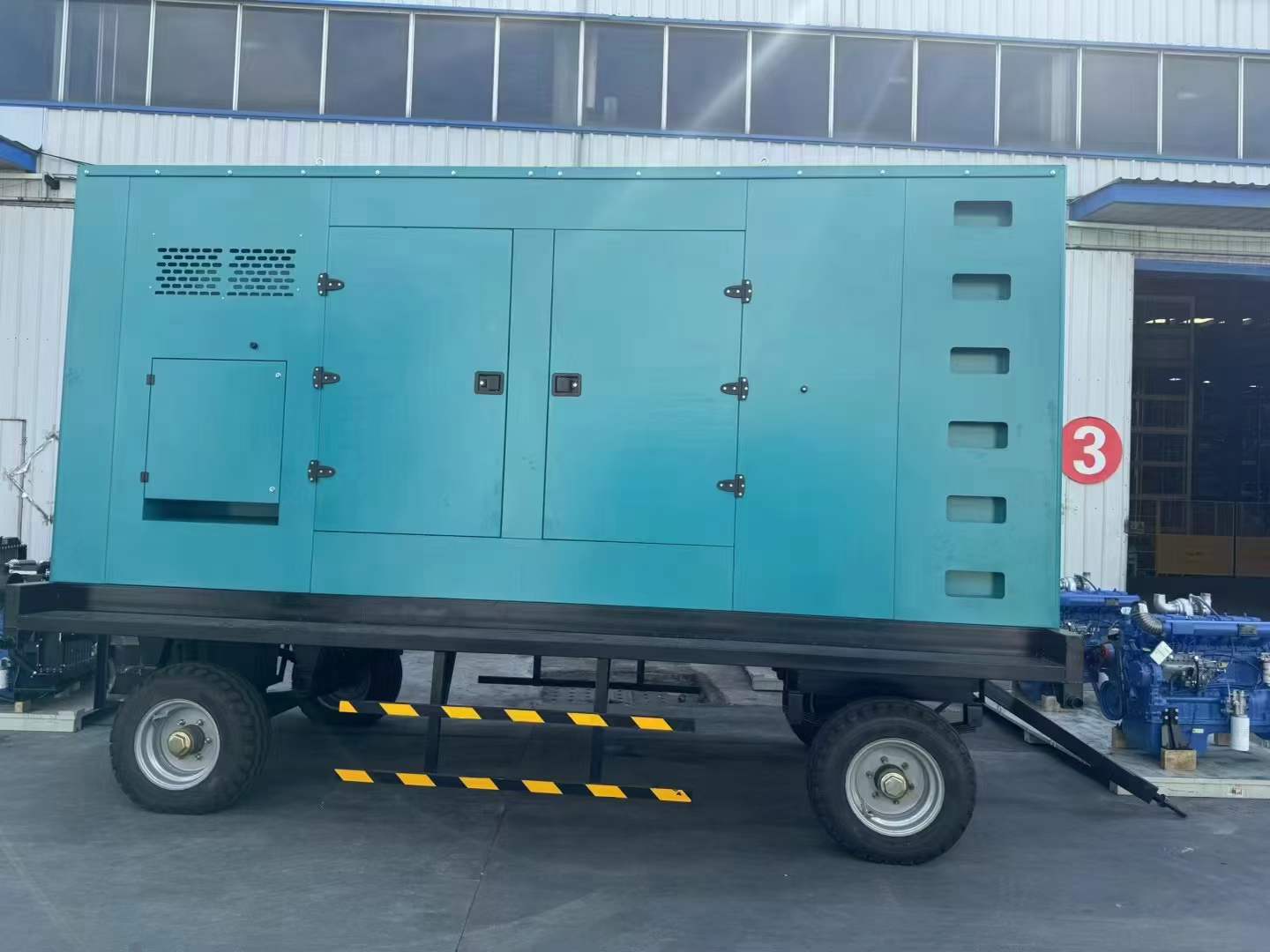 和田县机油滤清器堵塞后，发动机还能继续使用吗？