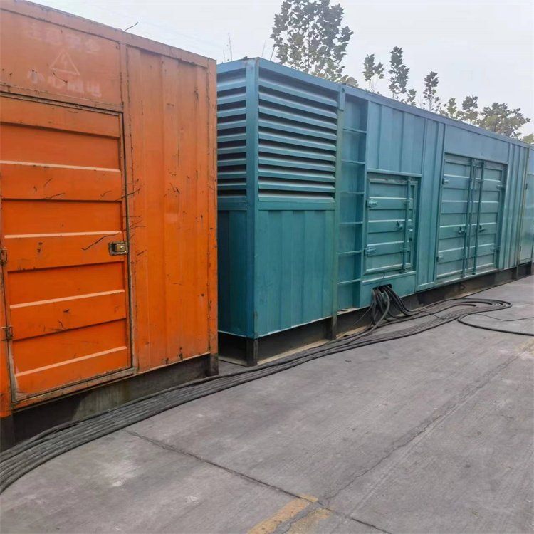 和田县如何选择适合 600kW 柴油发电机组的热继电器?